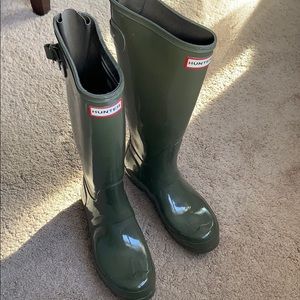 Hunter green rain boots